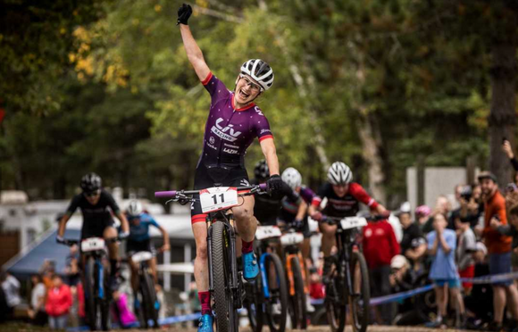 Sandra Walter Makes History – First Canadian XCC Champion!