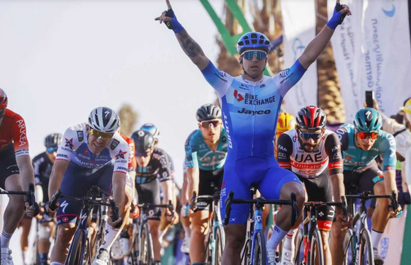 GROENEWEGEN FINISHES SAUDI TOUR WITH SECOND STAGE WIN!