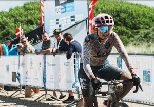 Tessa Neefjes Secures Second at the Gravel Challenge Blaavands Huk in Denmark!